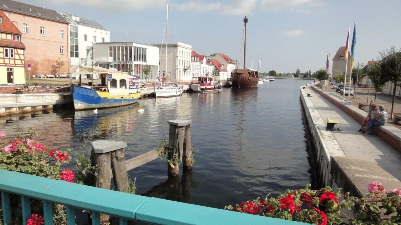 Fewo "Hafenblick" Ueckermünde Eksteriør bilde